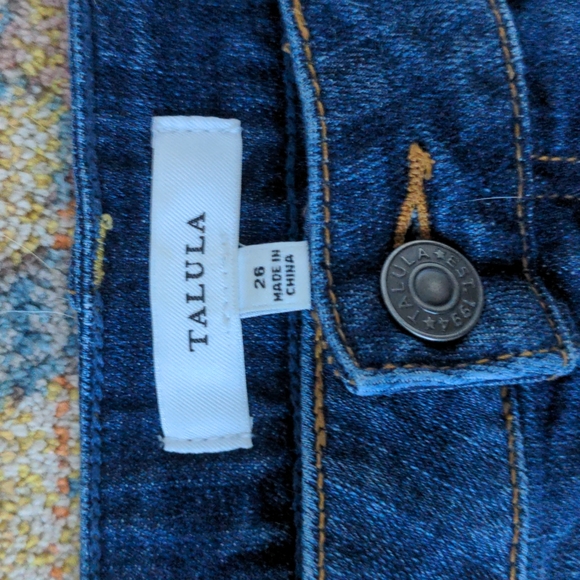 Talula Okinawa Low Rise Short - Picture 3 of 4